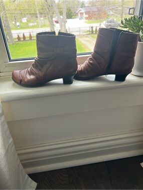 Rieker Brown Leather Ankle Booties with Low Heel and Side Zip
